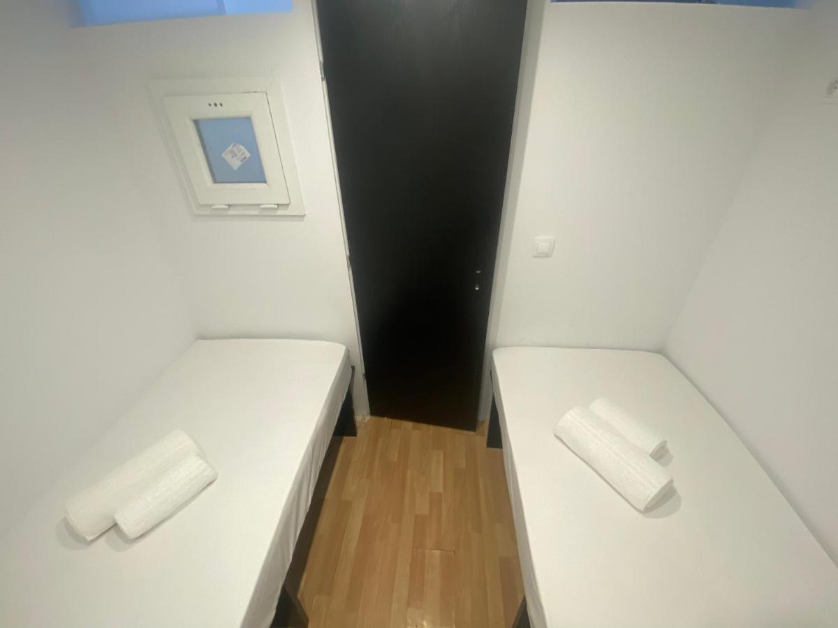 Le.Chris Central Dorms Hotel Ретимно Екстериор снимка