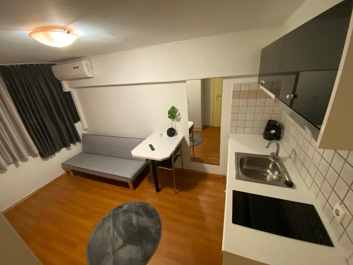 Le.Chris Central Dorms Hotel Ретимно Екстериор снимка